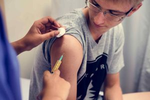 International travel vaccine requirements for meningitis